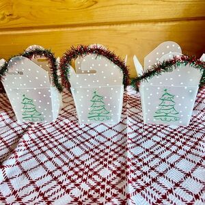 Festive Plastic Holiday Gift Boxes with Tree / Ornament Design